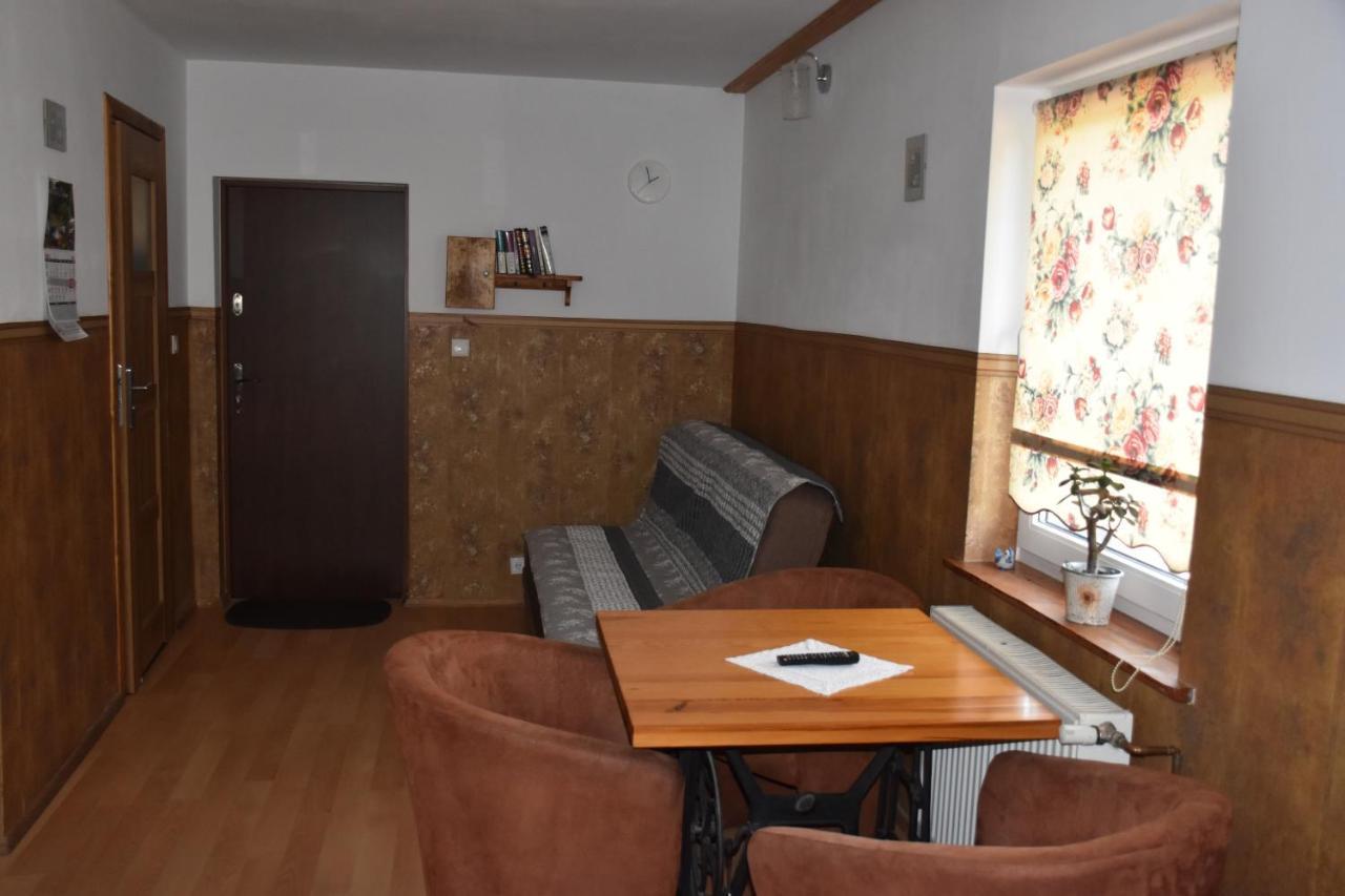 Gosciniec Pod Debem Villa Trzciel Exteriör bild
