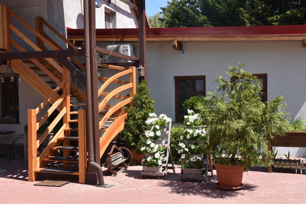 Gosciniec Pod Debem Villa Trzciel Exteriör bild